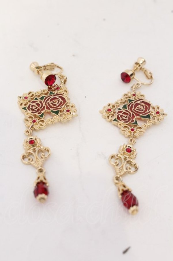 画像1: axes femme / チャイナ風装飾薔薇イヤリング ゴールド  O-25-10-31-2082-AX-AC-OW-OS (1)