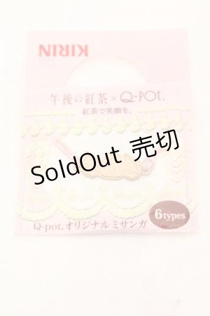 画像: Q-pot. / × キリン午後の紅茶 オリジナルミサンガ  ピンク O-25-10-31-2012-QP-AC-IG-ZT168-F005