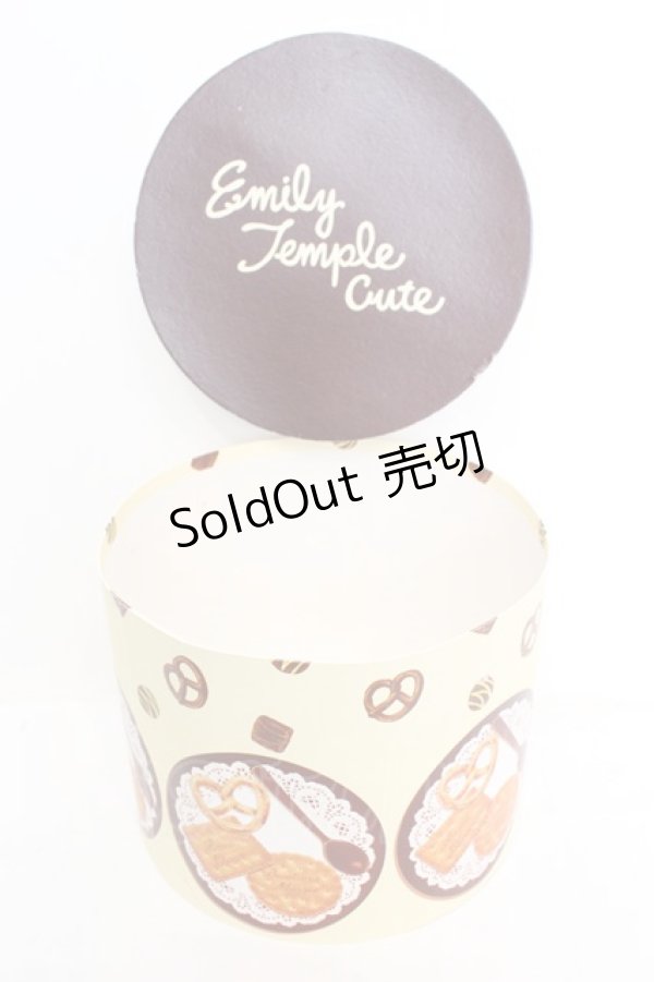 画像2: Emily Temple cute / 帽子箱  プレッツェル柄 O-25-10-31-2023-ET-ZA-IG-OS (2)