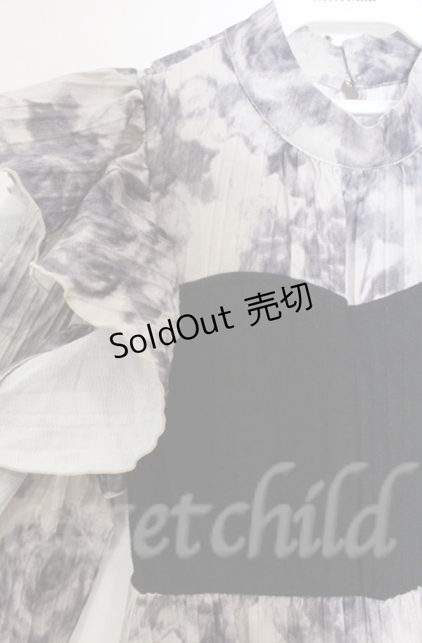 画像2: axes femme / グラデーションローズ柄ワンピース  クロ O-25-10-31-3032-AX-OP-IG-OS (2)