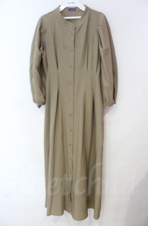 画像1: axes femme / ノーカラーシャツワンピース  カーキベージュ O-25-10-31-3006-AX-OP-IG-OS (1)