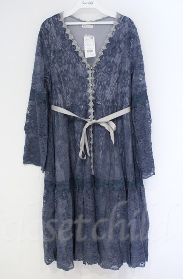 画像1: axes femme / 花柄総レースガウンワンピース  ブルー O-25-10-31-3008-AX-OP-IG-OS (1)