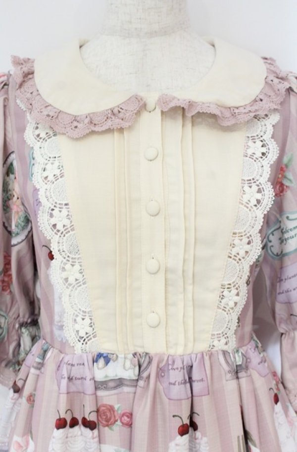 画像2: axes femme kawaii / ティティ×ベアファミリーワンピース  ピンク O-25-10-31-3017-AX-OP-IG-OS (2)