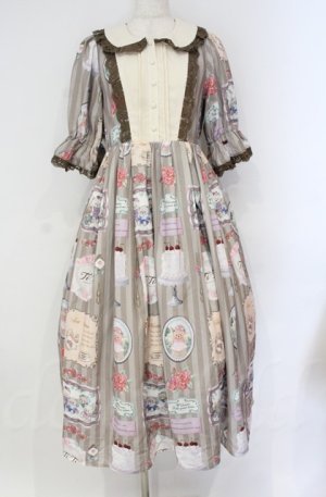 画像: axes femme kawaii / ティティ×ベアファミリーワンピース  モカ O-25-10-31-3022-AX-OP-IG-OS