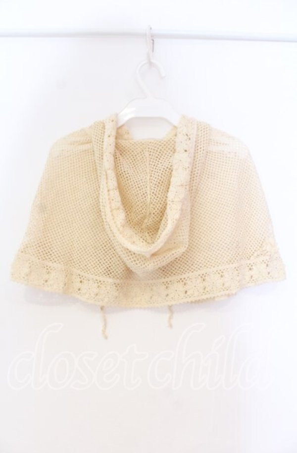 画像3: WONDERFUL WORLD / 透かし編みケープ  アイボリー O-25-10-31-025-LO-TO-IG-ZT191 (3)