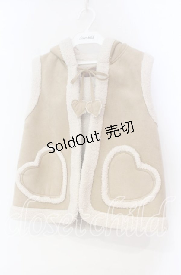 画像1: PINK HOUSE / ハートポケットスエード風ベスト  ベージュ O-25-11-03-043-LO-TO-IG-OS (1)