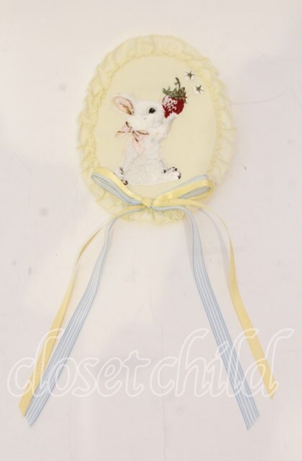 画像1: PINK HOUSE / スイーツスプリングバニーワッペンブローチ  イエロー O-25-11-03-002-LO-ZA-IG-OS (1)