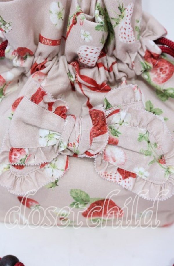 画像2: PINK HOUSE / リボン付き巾着  いちご柄ピンク O-25-11-03-004-LO-BG-IG-ZT273 (2)