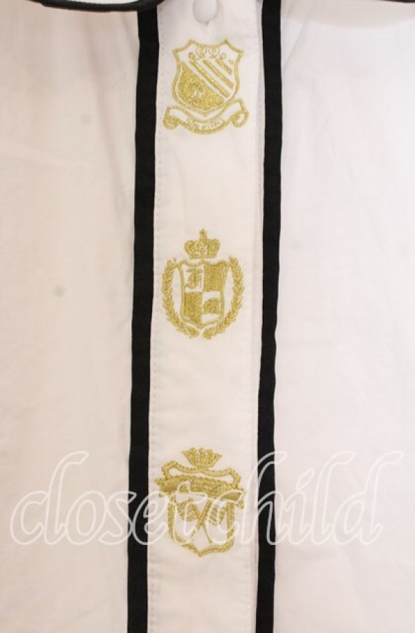 画像2: 【SALE】Fi.n.t / エンブレム刺繍ブラウス F シロ O-25-11-04-083-CA-BL-OW-ZT179 (2)