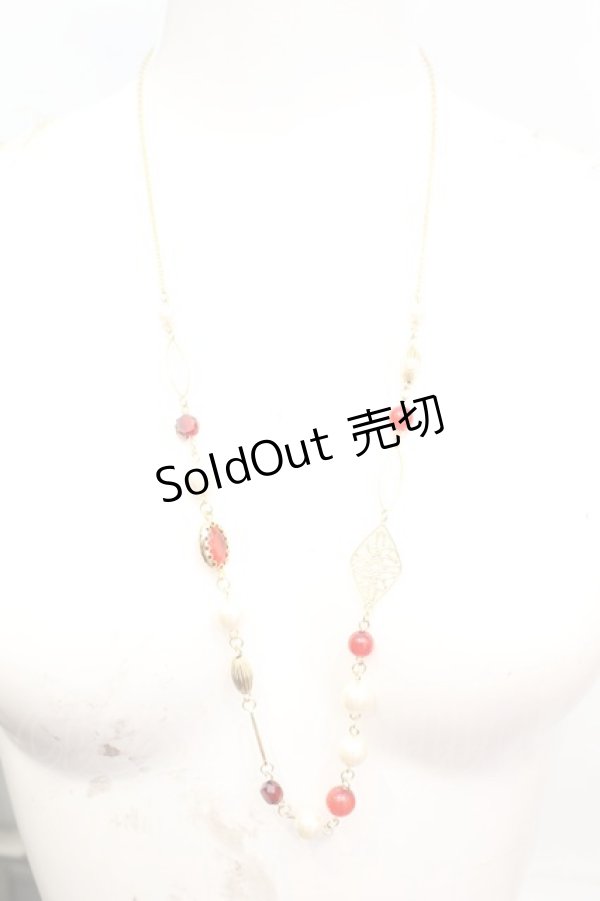 画像2: 【SALE】axes femme / パールビーズネックレス  ゴールド×アカ O-25-11-06-061-AX-ZA-IG-ZT422-F004 (2)