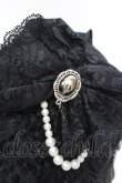 画像2: MARBLE / アンティークブローチ付きゴシック調ヘッドドレス  ブラック O-25-11-06-012-GO-AC-IG-OS (2)