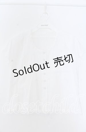 画像: KANEKO ISAO / フロントピンタック半袖ブラウス  シロ O-25-11-07-052-EL-BL-OW-OS