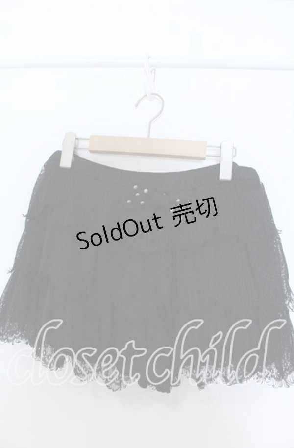 画像1: Candy Stripper / ティアードレースショートパンツ  ブラック O-25-11-07-086-PU-SK-OW-OS (1)