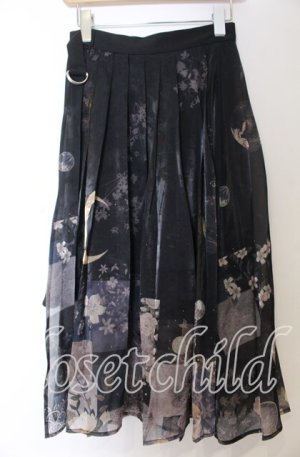 画像: Nyanya / 月下の花和風プリントプリーツスカート  クロ O-25-11-07-014-EL-SK-IG-OS