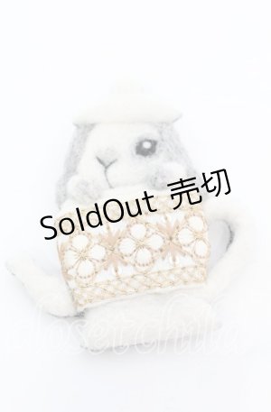 画像: 【SALE】LOLITAその他 / うさぎブローチ   O-25-11-08-1047-LO-AC-OW-ZT422-F001