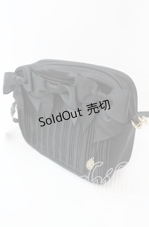 画像1: Maison de FLEUR / リボンプリーツショルダーバッグ  クロ O-25-11-08-1014-LO-BG-IG-OS (1)