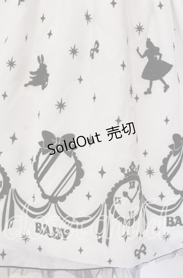 画像3: BABY,THE STARS SHINE BRIGHT / Alice and the Looking Glass of Time柄 ジャンパースカート  シロ×クロ O-25-11-08-012-BA-OP-IG-OS (3)