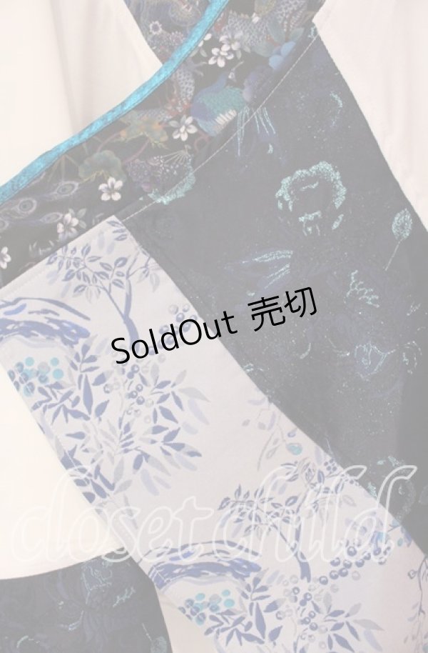 画像2: Qutie Frash / 胸開きチャイナチュニック  ホワイト×ブルー O-25-11-10-057-QU-OP-IG-OS (2)