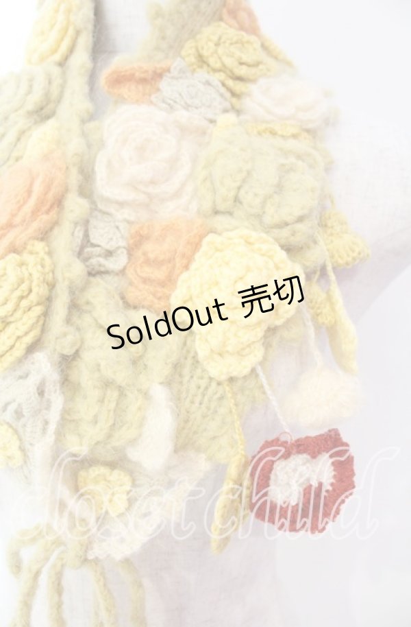 画像2: PINK HOUSE / フラワーモチーフモヘアティペット  イエロー O-25-11-10-012-LO-ZA-IG-OS (2)