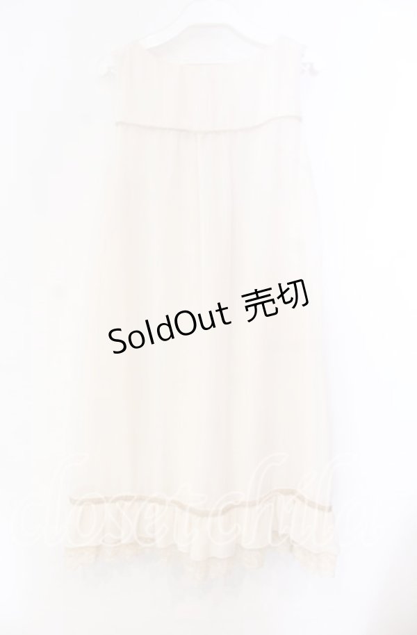 画像3: axes femme / スカラップ刺繍シフォンプリーツワンピース  アイボリー O-25-11-10-086-AX-OP-IG-OS (3)