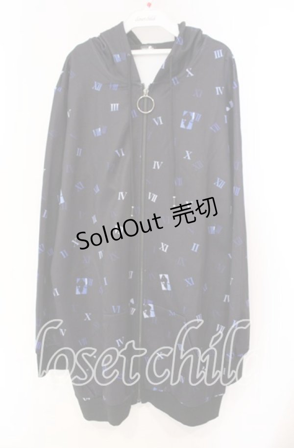 画像1: NieR Clothing / プリントZIPパーカー  ブラック×数字柄 O-25-11-10-091-PU-TO-IG-OS (1)