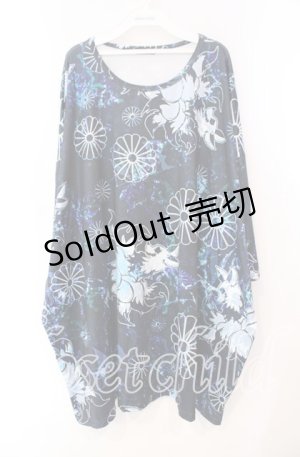 画像: NieR Clothing / 超BIG SILHOUETTE CUTSEW【和柄九尾】 Tシャツ  ブラック×ブルー O-25-11-10-092-PU-TO-IG-OS