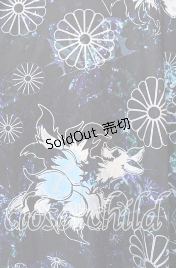 画像2: NieR Clothing / 超BIG SILHOUETTE CUTSEW【和柄九尾】 Tシャツ  ブラック×ブルー O-25-11-10-092-PU-TO-IG-OS (2)