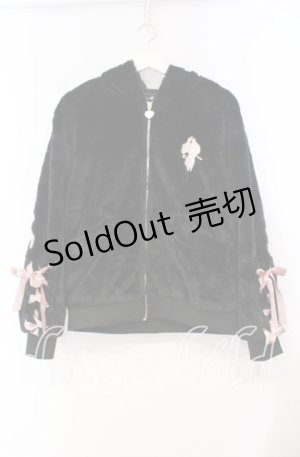 画像: NieR Clothing / 超ふわもこスリーブレースアップバックロゴジップアウター  ブラック×ピンク O-25-11-10-098-PU-CO-IG-OS