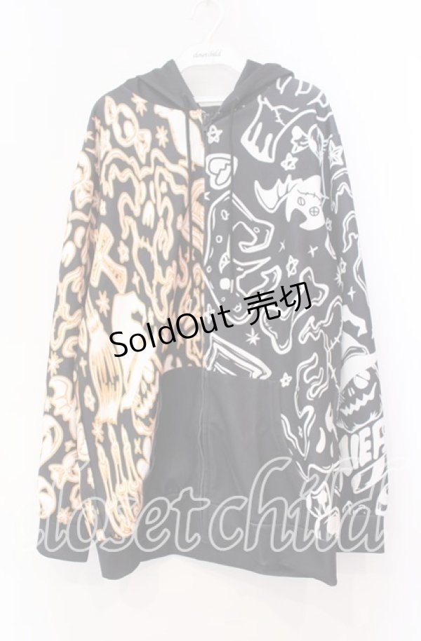 画像1: NieR Clothing / バイカラープリントパーカー  ハロウィン柄 オレンジ×ホワイト×ブラック O-25-11-11-039-PU-TO-IG-ZT339 (1)