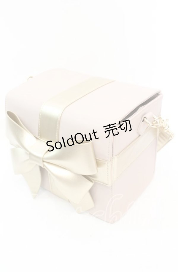 画像1: Fi.n.t / 多重リボンプレゼントボックスバッグ  ベージュ×ゴールド O-25-11-11-1005-CA-BG-OW-OS (1)