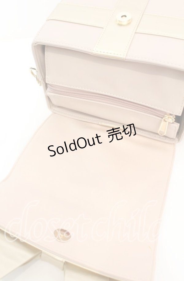 画像3: Fi.n.t / 多重リボンプレゼントボックスバッグ  ベージュ×ゴールド O-25-11-11-1005-CA-BG-OW-OS (3)