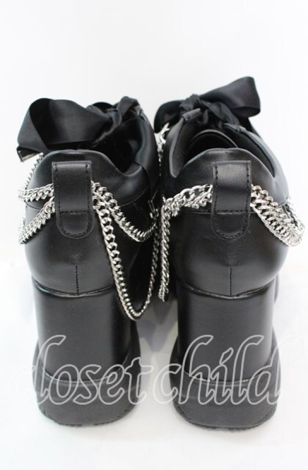 画像3: DearMyLove / 2連パールスニーカーパンプス【チェーン付属タイプ】 23.5ｃｍ クロ O-25-11-11-1015-EL-SH-OW-OS (3)