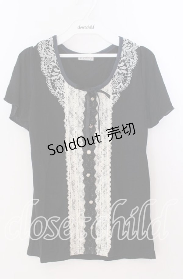 画像1: axes femme / 刺繍&レース半袖プルオーバー  クロ O-25-11-11-2053-AX-TO-IG-OS (1)