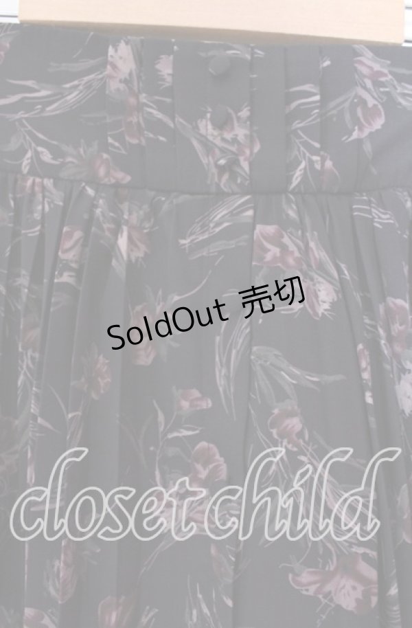 画像2: axes femme / 花柄プリーツスカート M クロ O-25-11-11-016-AX-SK-OW-OS (2)