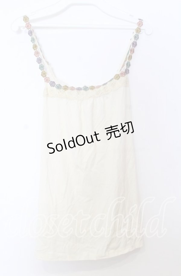 画像1: 【SALE】axes femme / フラワーレースキャミトップス  オフ O-25-11-14-041-AX-TO-IG-ZT315 (1)