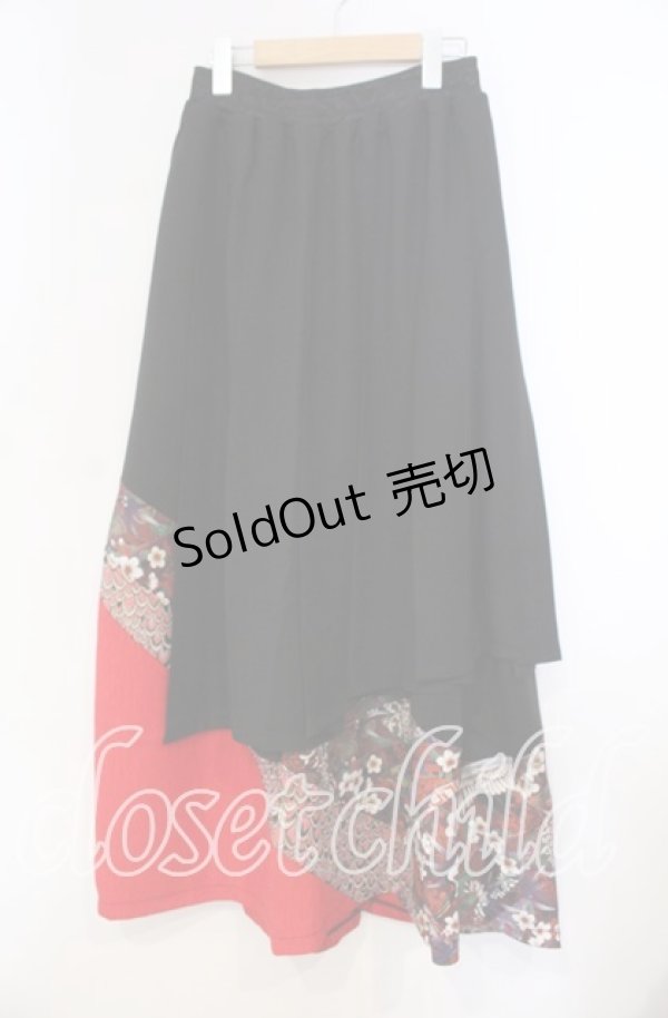 画像1: Qutie Frash / シフォンラップ和柄ロングスカート  ブラック×レッド O-25-11-14-019-QU-SK-OW-OS (1)