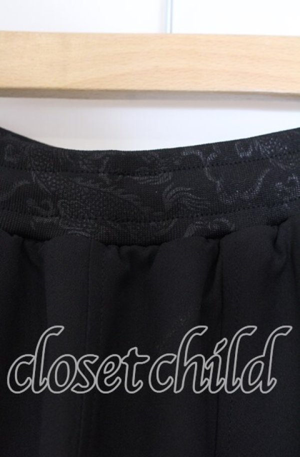 画像3: Qutie Frash / シフォンラップ和柄ロングスカート  ブラック×レッド O-25-11-14-019-QU-SK-OW-OS (3)