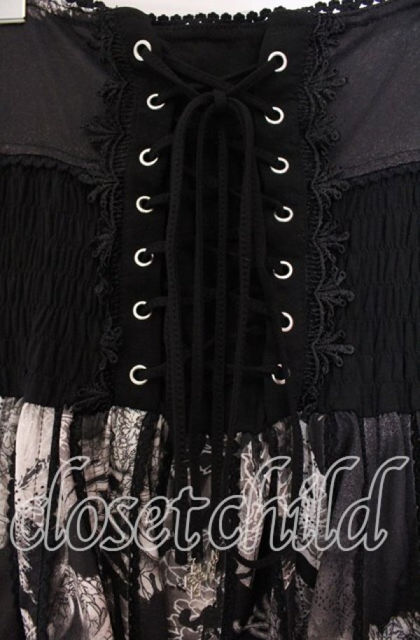 Ozz oneste / 和柄シャーリングスカート ブラック O-25-11-15-033-OO