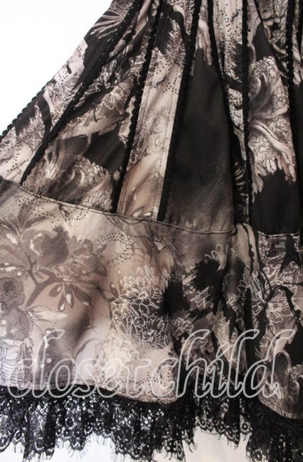 Ozz oneste / 和柄シャーリングスカート ブラック O-25-11-15-033-OO