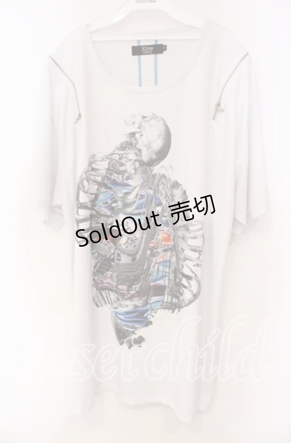 画像1: Xfrm / ショルダージップグラフィックBIG Tシャツ 3 ホワイト O-25-11-15-062-PU-TO-IG-OS (1)