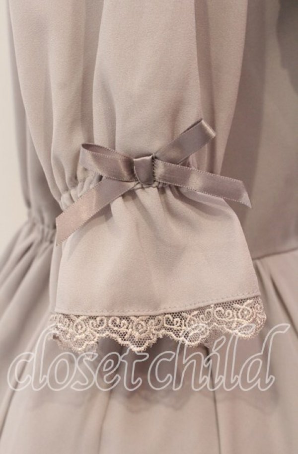 画像5: axes femme kawaii / プチリボンワンピース  グレー（公式色展開） O-25-11-15-017-AX-OP-IG-OS (5)