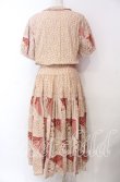 画像5: WONDERFUL WORLD / ミニフラワー&裾パッチワーク半袖ワンピース  ピンク O-25-11-17-045-LO-OP-IG-OS (5)