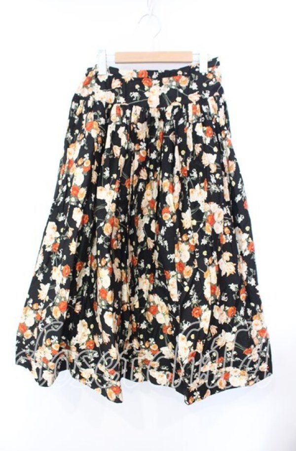 画像1: WONDERFUL WORLD / ローズブーケ裾タックスカート  クロ O-25-11-17-010-LO-SK-IG-ZT523 (1)