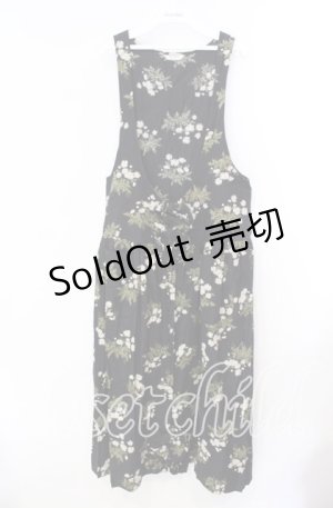 画像: pa.se.ri. / フラワー柄ジャンパースカート  クロ O-25-11-17-024-LO-OP-IG-OS