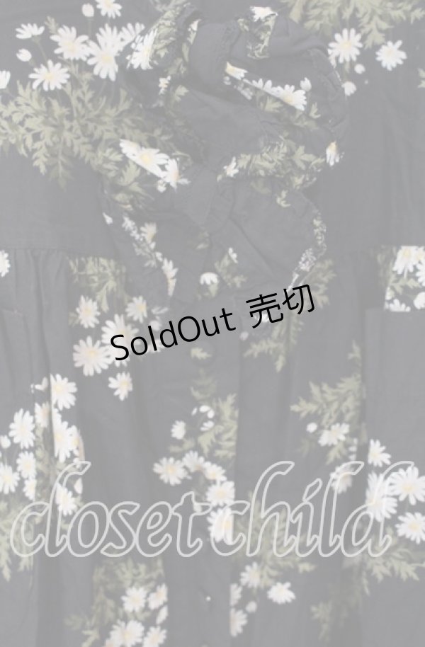 画像2: pa.se.ri. / フラワー柄ジャンパースカート  クロ O-25-11-17-024-LO-OP-IG-OS (2)