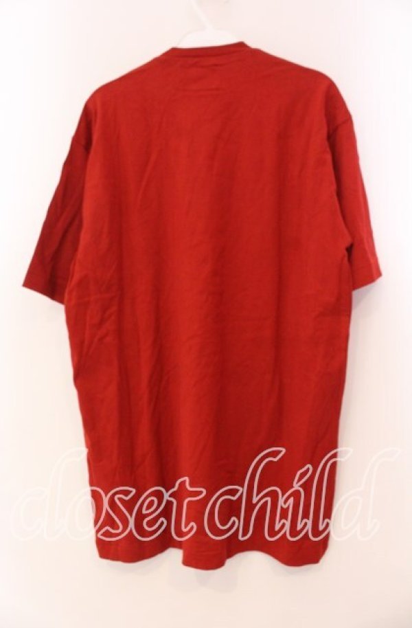 画像2: Karl Helmut / 飛行機プリントTシャツ  アカ O-25-11-17-031-EL-TS-IG-ZI (2)