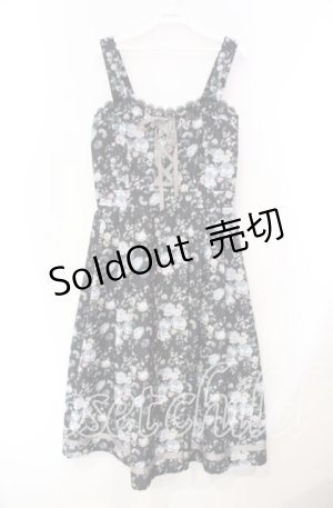 画像: axes femme / ロマンティックローズ柄ジャンパースカート F クロ O-25-11-18-011-AX-OP-OW-OS