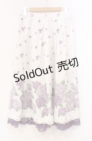 画像: axes femme / 紫陽花パネル柄スカート  シロ O-25-11-22-045-AX-SK-IG-ZT1202W