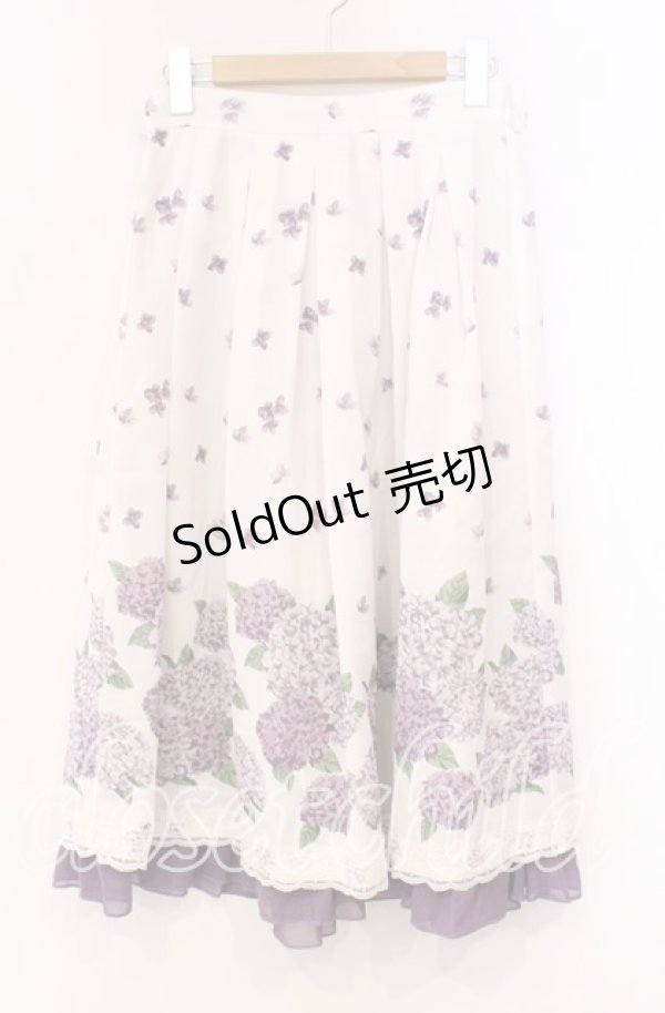 画像1: axes femme / 紫陽花パネル柄スカート  シロ O-25-11-22-045-AX-SK-IG-ZT1202W (1)
