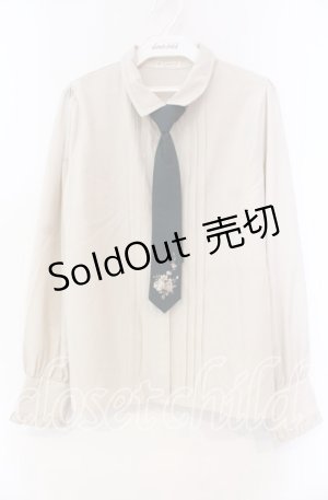 画像: axes femme / バラ刺繍ネクタイ付きブラウス  ベージュ×グリーン O-25-11-22-085-AX-BL-IG-OS